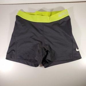 Nike Pro Dri-Fit Women's Medium Workout Shorts